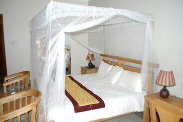 هتل Cephas Inn