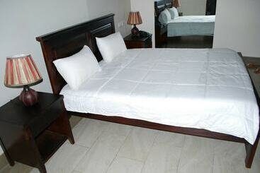 هتل Cephas Inn