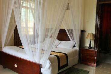 هتل Cephas Inn