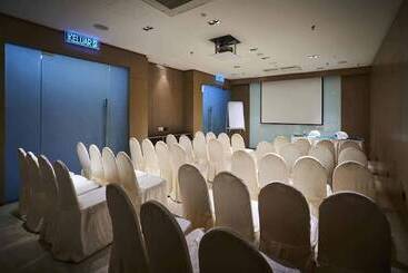 هتل D Sora Boutique Business