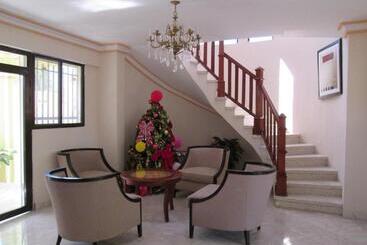 هتل Tabarre 's Palace