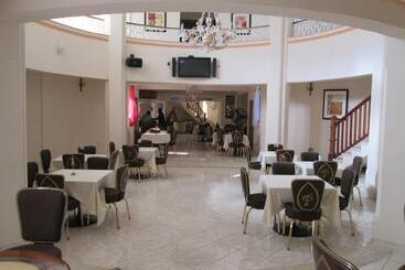 هتل Tabarre 's Palace