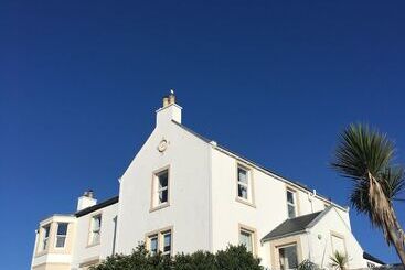 The Bowmore House Bed And Breakfast