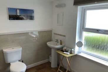The Bowmore House Bed And Breakfast