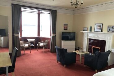 The Bowmore House Bed And Breakfast