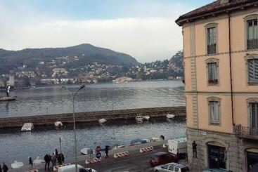 تختخواب و صبحانه L Approdo Di Sant Agostino