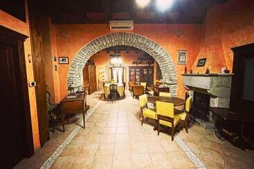 تختخواب و صبحانه L'antica Dimora