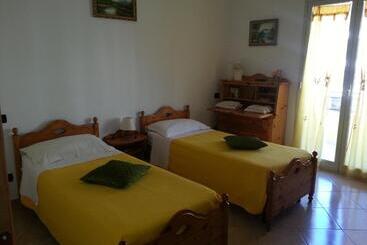تختخواب و صبحانه Villa Miriam