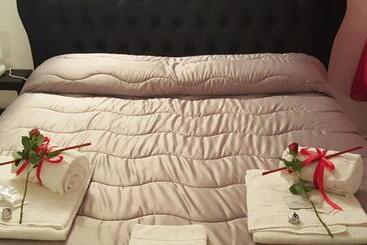 Elegance B&b