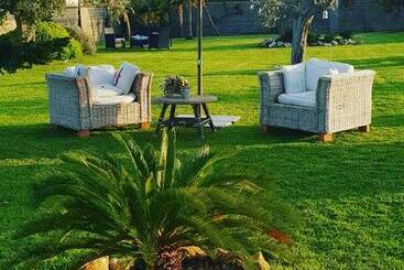 Elegance B&b