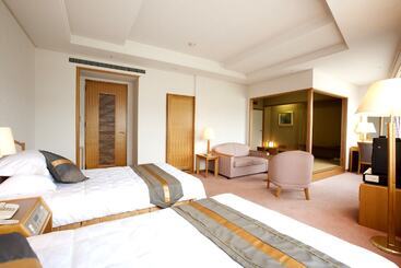 Отель Js Nichinan Resort
