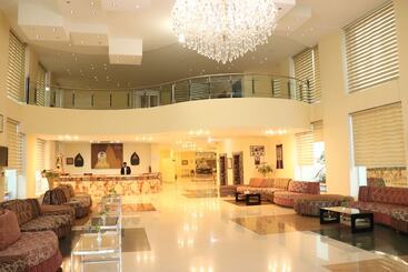 هتل The Imperial Bodhgaya