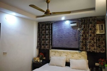 Adb Rooms Hotel You & Me