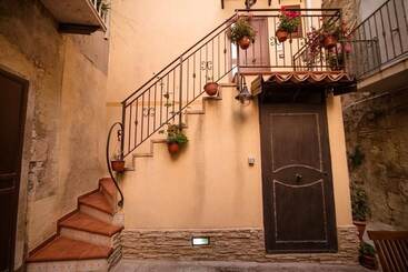 Marchese Sant Andrea B&b
