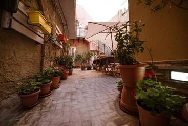 Marchese Sant Andrea B&b