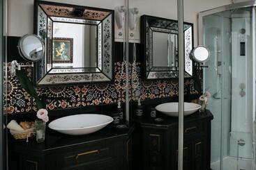 Domus Socolatae Residenza D Epoca Charming B&b Adults Only