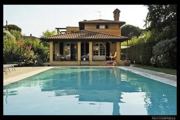 تختخواب و صبحانه Relais Di Alice  Adults Only