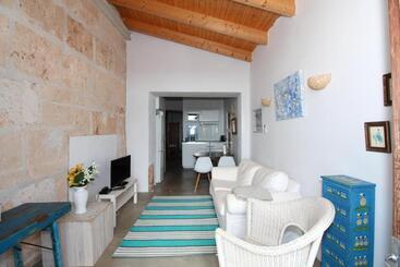 هتل Finca Agroturismo Es Pujol