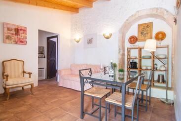 هتل Finca Agroturismo Es Pujol
