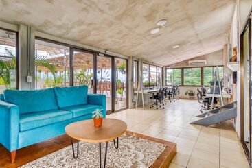 هتل Selina Manuel Antonio   Hostel