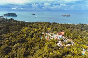 هتل Selina Manuel Antonio   Hostel