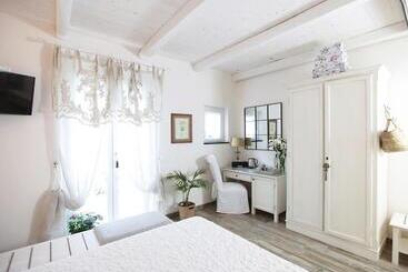 هتل Villa Valentina