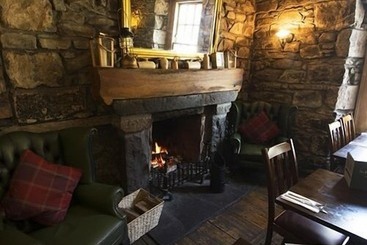 هتل Village Inn