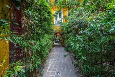 Les Patios Du Marais