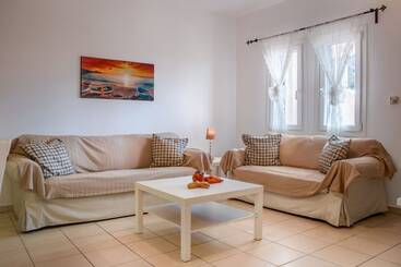 Luxury Family Apartment   Pool, Seaview, 200m Beach