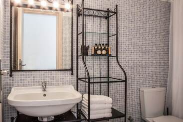 Luxury Family Apartment   Pool, Seaview, 200m Beach