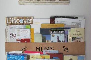 تختخواب و صبحانه Mums B And B   Colonnina Elettrica