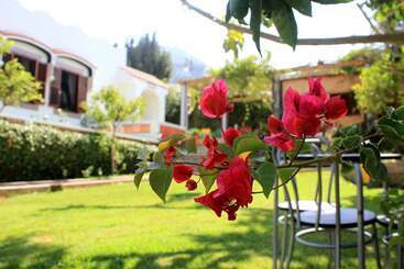 펜션 Riad Dar Achaach