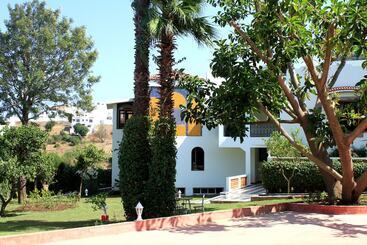 펜션 Riad Dar Achaach