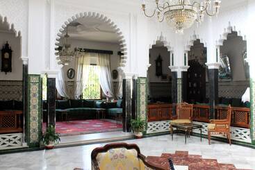 펜션 Riad Dar Achaach