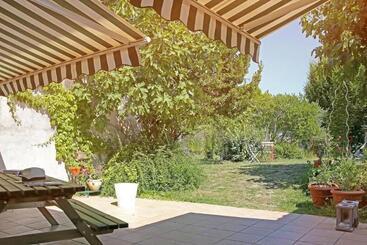 تختخواب و صبحانه Villa Bellevue