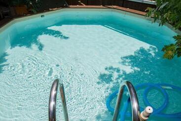 تختخواب و صبحانه Villa Bellevue