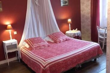 تختخواب و صبحانه Manoir De La Baronnie