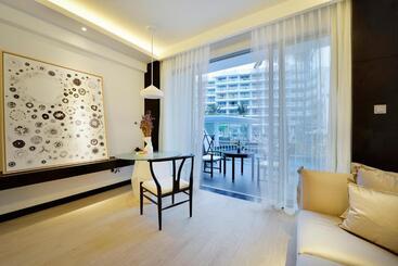 هتل Palace Resort Yalong Bay Sanya