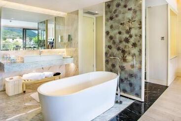 هتل Palace Resort Yalong Bay Sanya