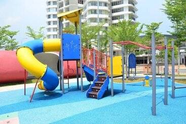 هتل Sri Beverly Hills Near Klia & Klia2 & F1