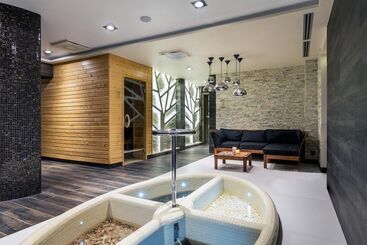 هتل Villa Buki Pokoje & Spa