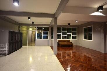 Inn Stations Hostel