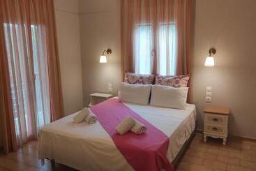 Rastoni Guest House Skopelos