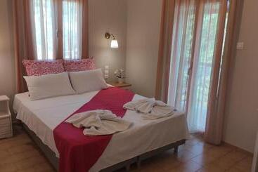 Rastoni Guest House Skopelos