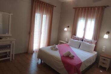 Rastoni Guest House Skopelos