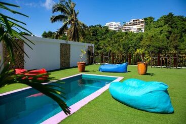 هاستل Chillax Boracay