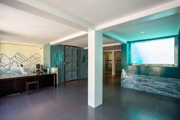 هاستل Chillax Boracay