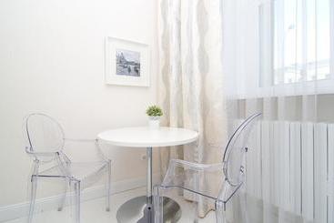 هتل Apartments Minsk