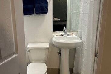 هتل Budget Inn Hollywood