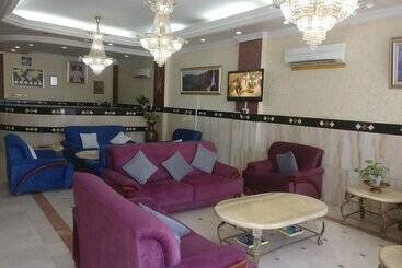 Gulf Hotel Apartment
